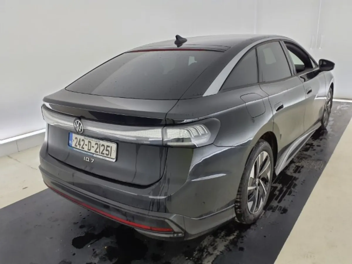 2024 Volkswagen ID.7 Pro For Auction - Image 3