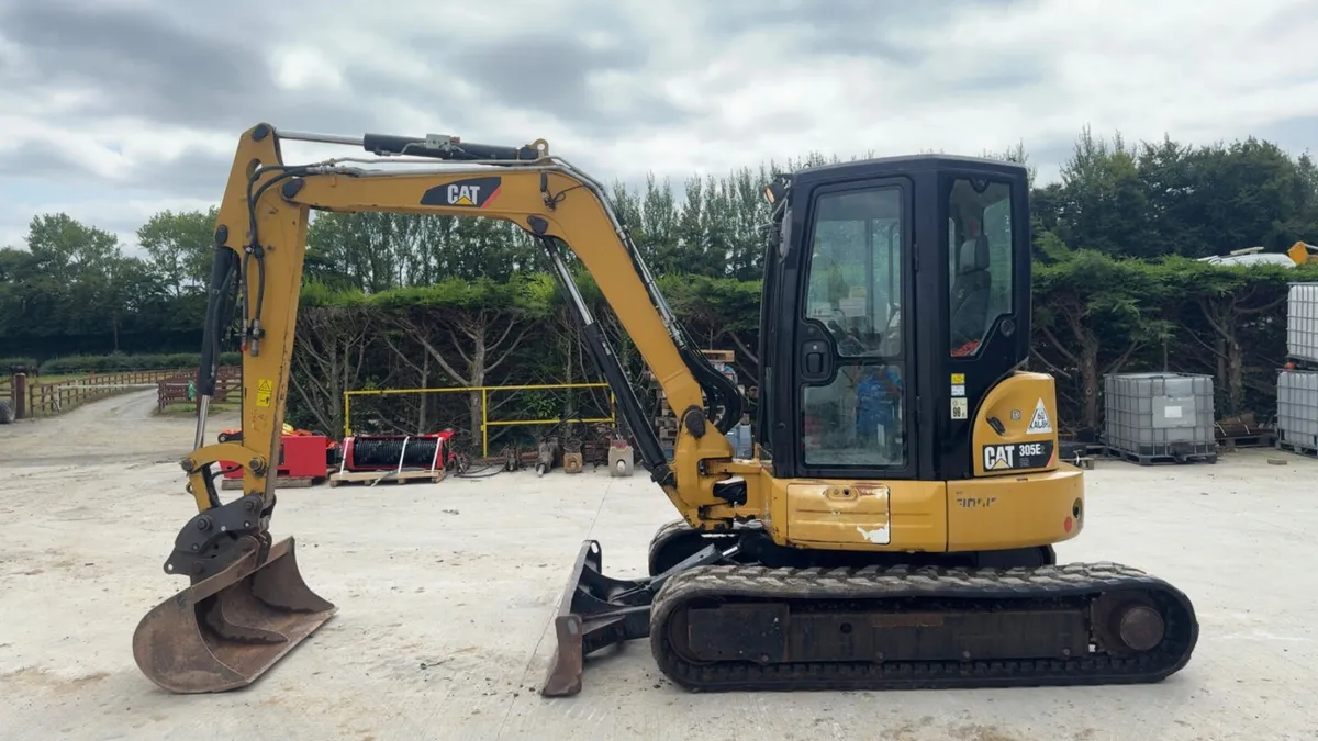 CAT 305E - Image 2