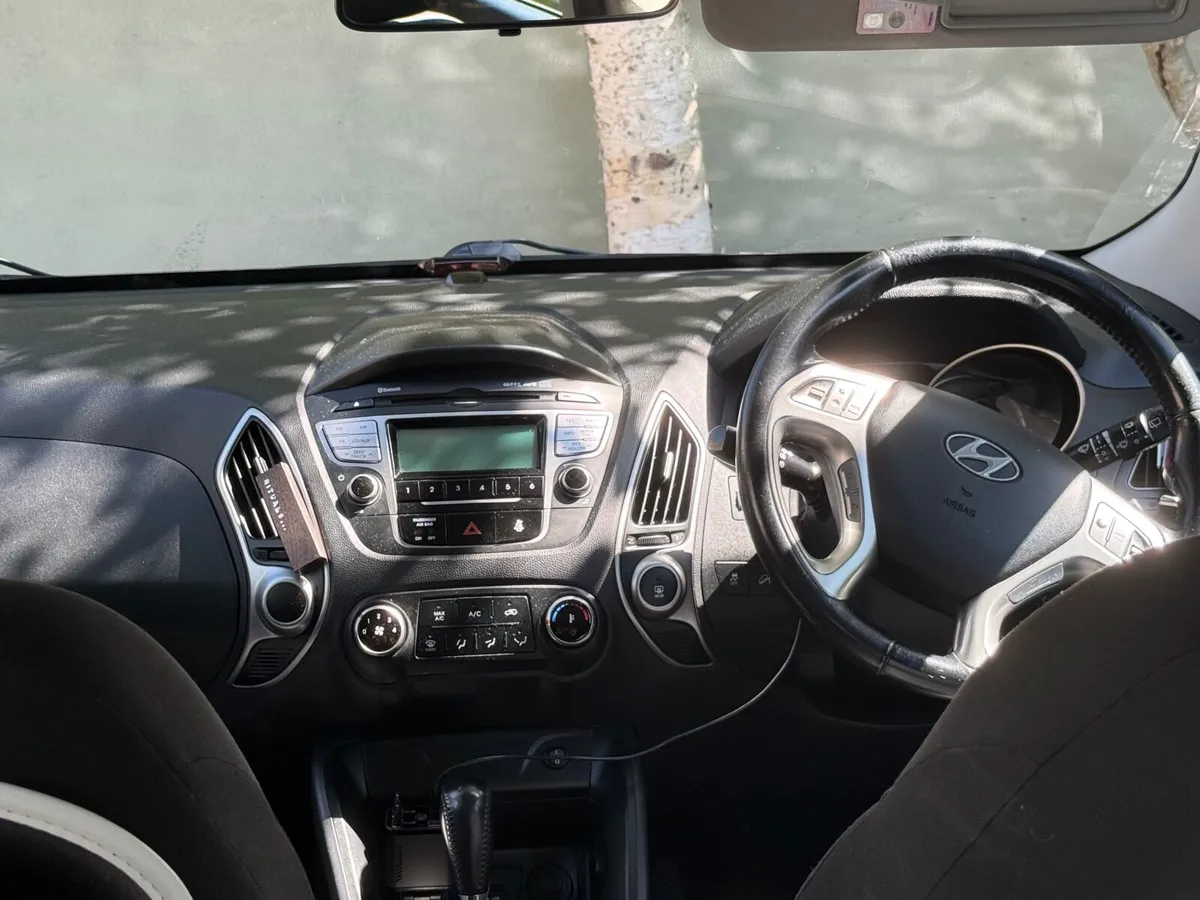 Hyundai ix35 2012 - Image 2
