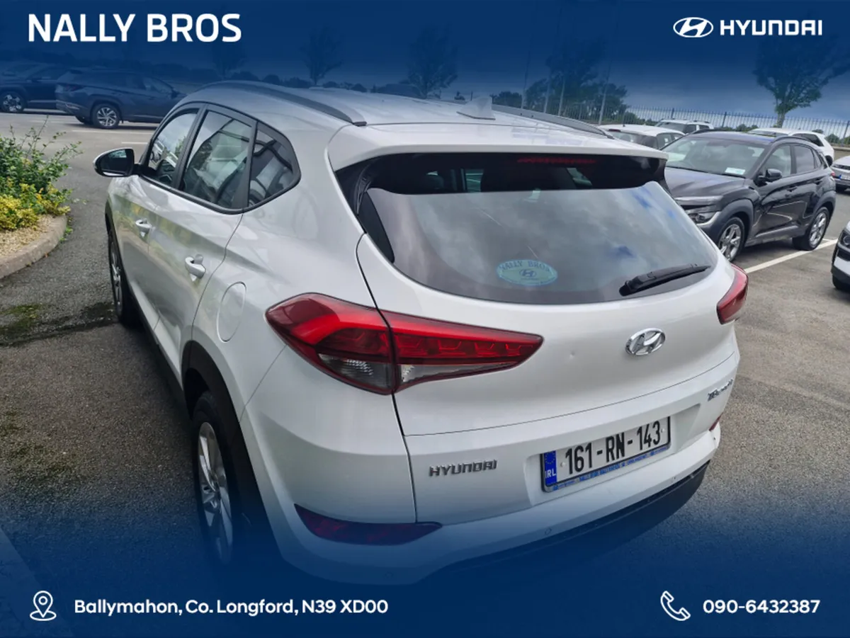 Hyundai Tucson EXECUTIVE 5DR - Image 4