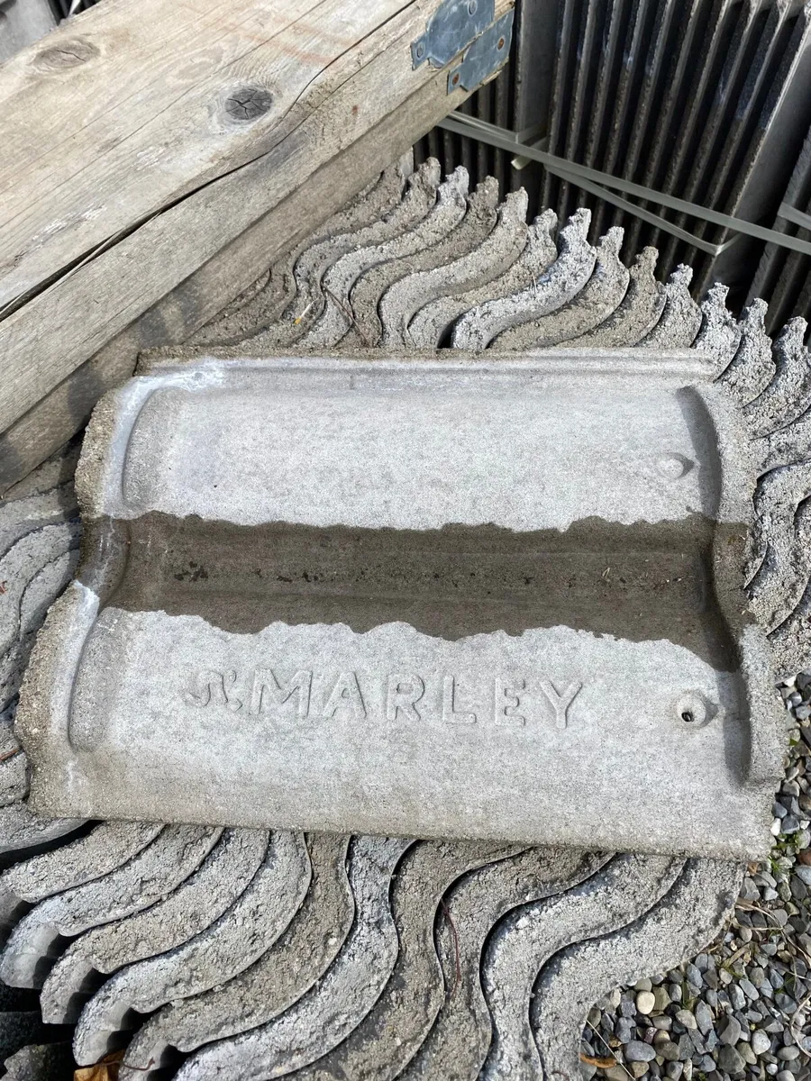 Roof tiles - Image 4