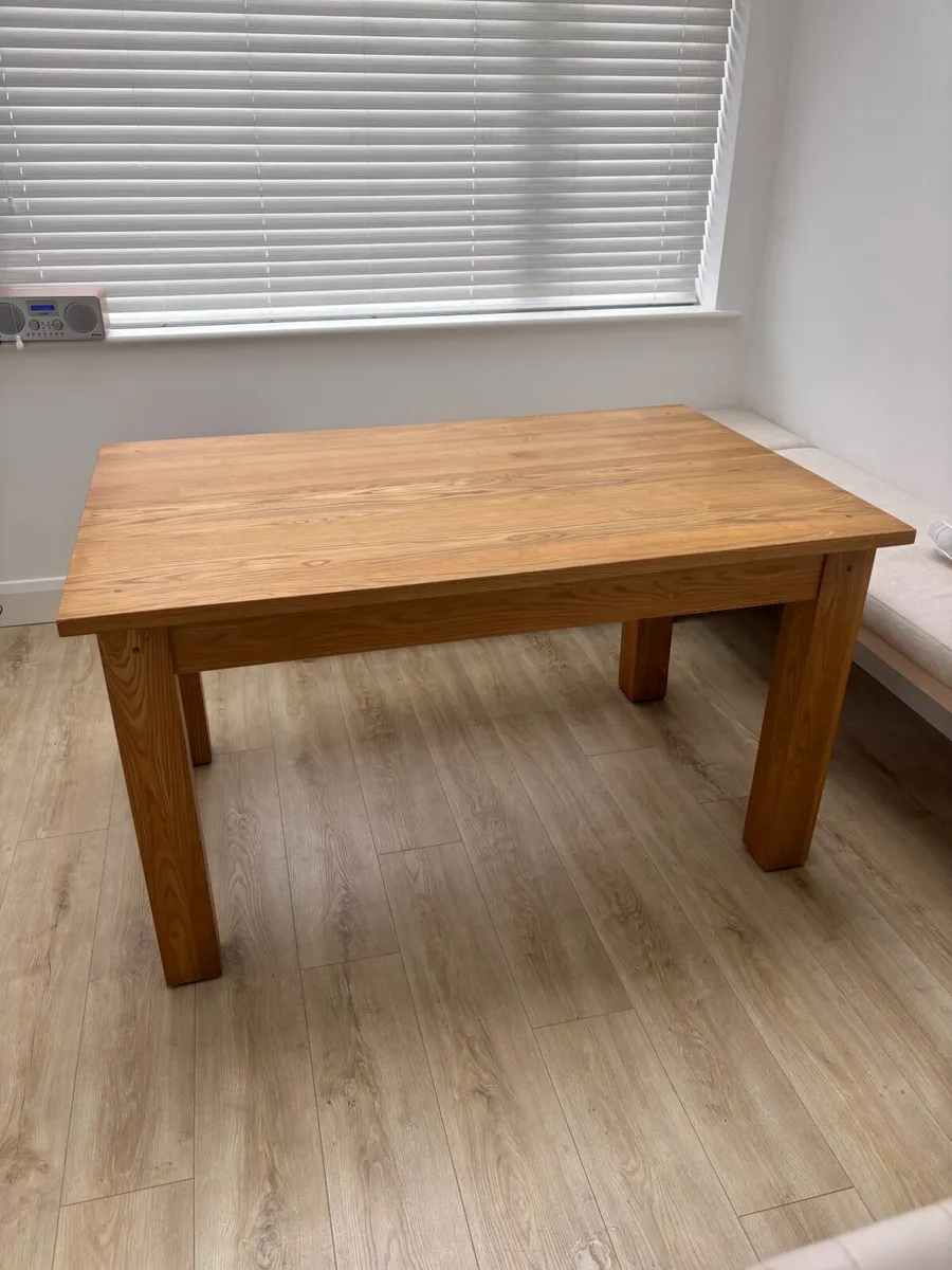 Kitchen Table - Image 1