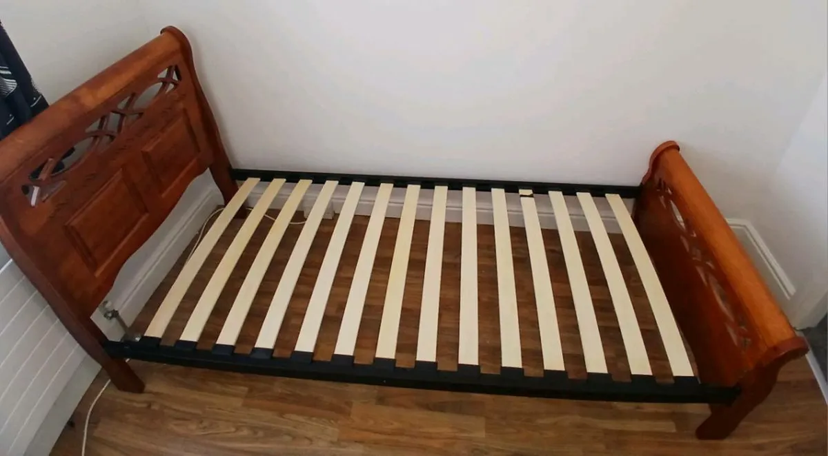 Single bed - Image 3