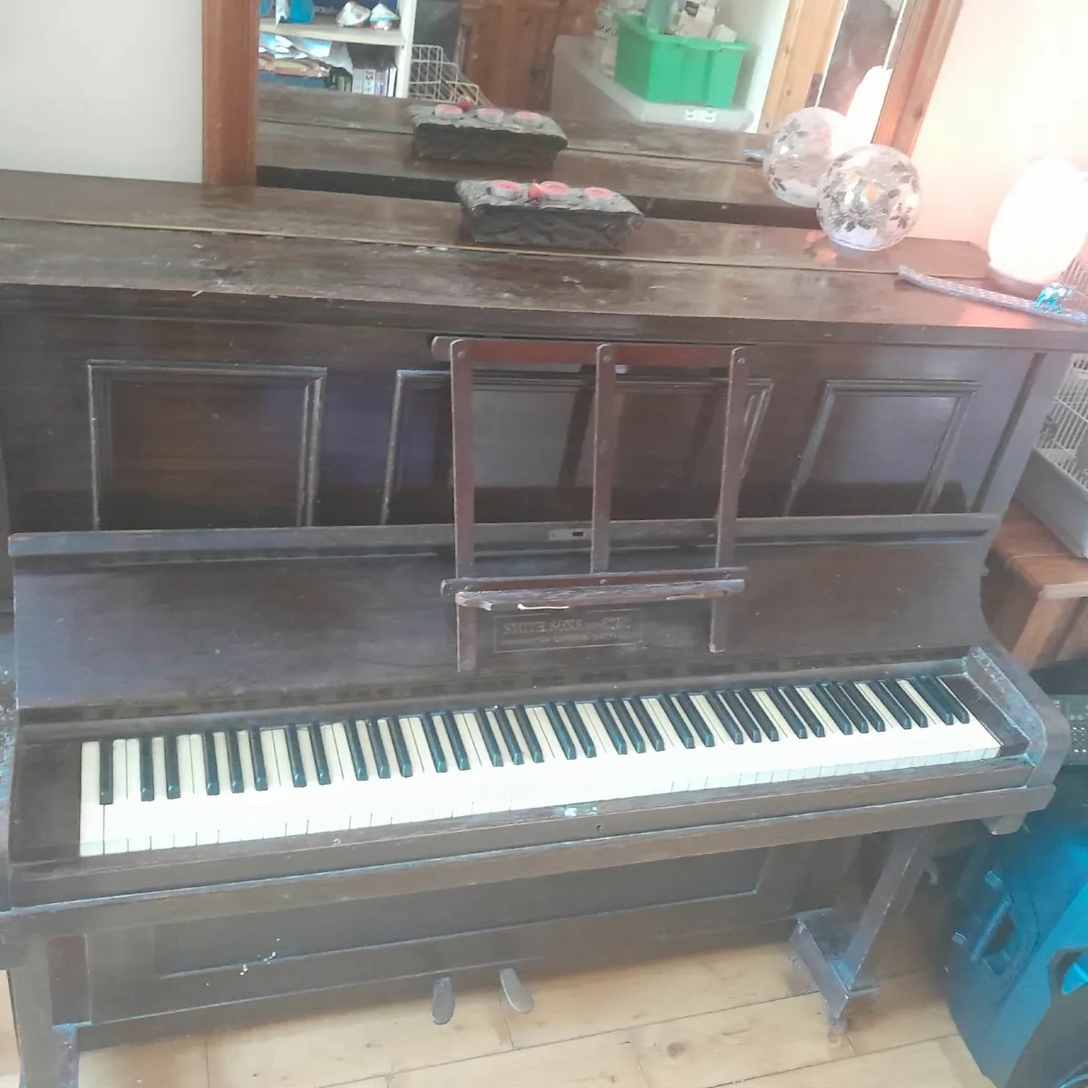 Piano - Image 1