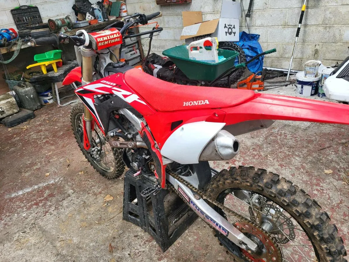 Crf 250 - Image 1