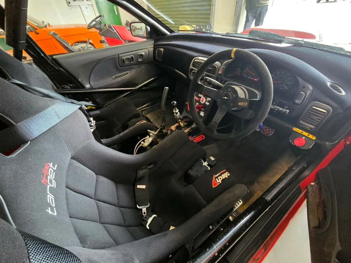Subaru impreza rally car - Image 3