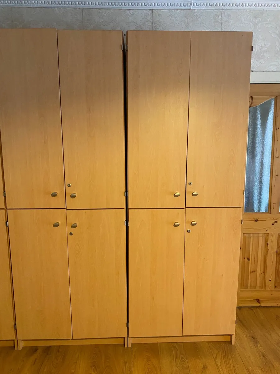 Used office furniture - Image 1