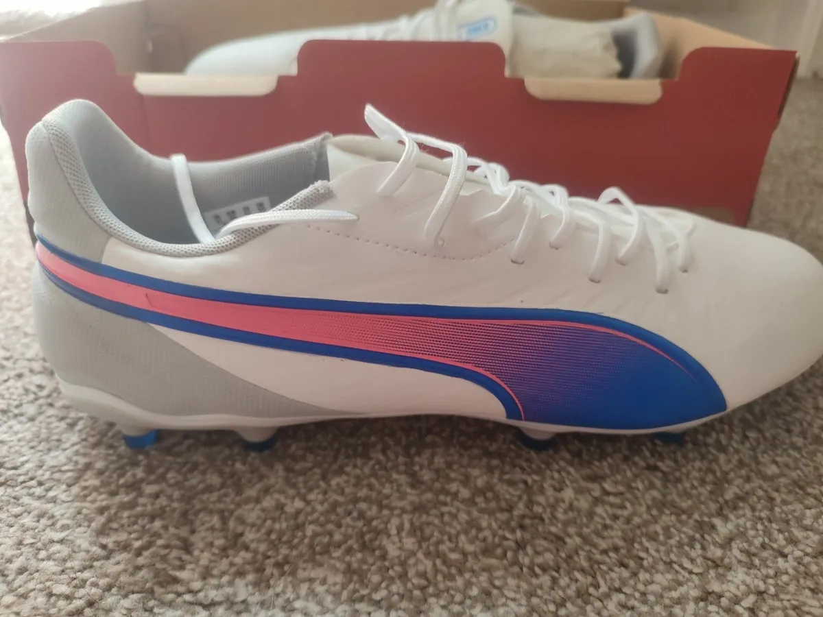 Puma King Boot Sale Size 11 Never Worn - Image 2