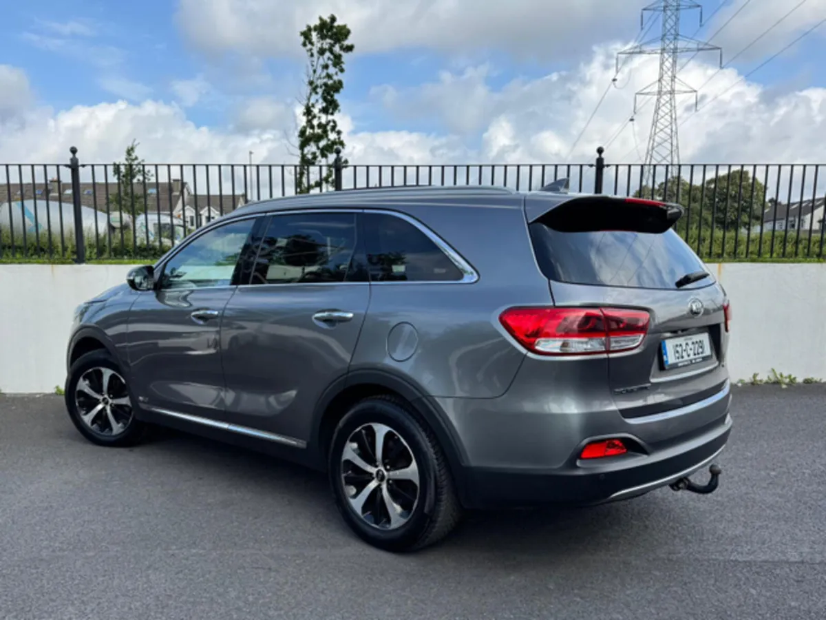 KIA SORRENTO PLATINUM 5DR 7 SEATER / CREAM LEATHER - Image 3