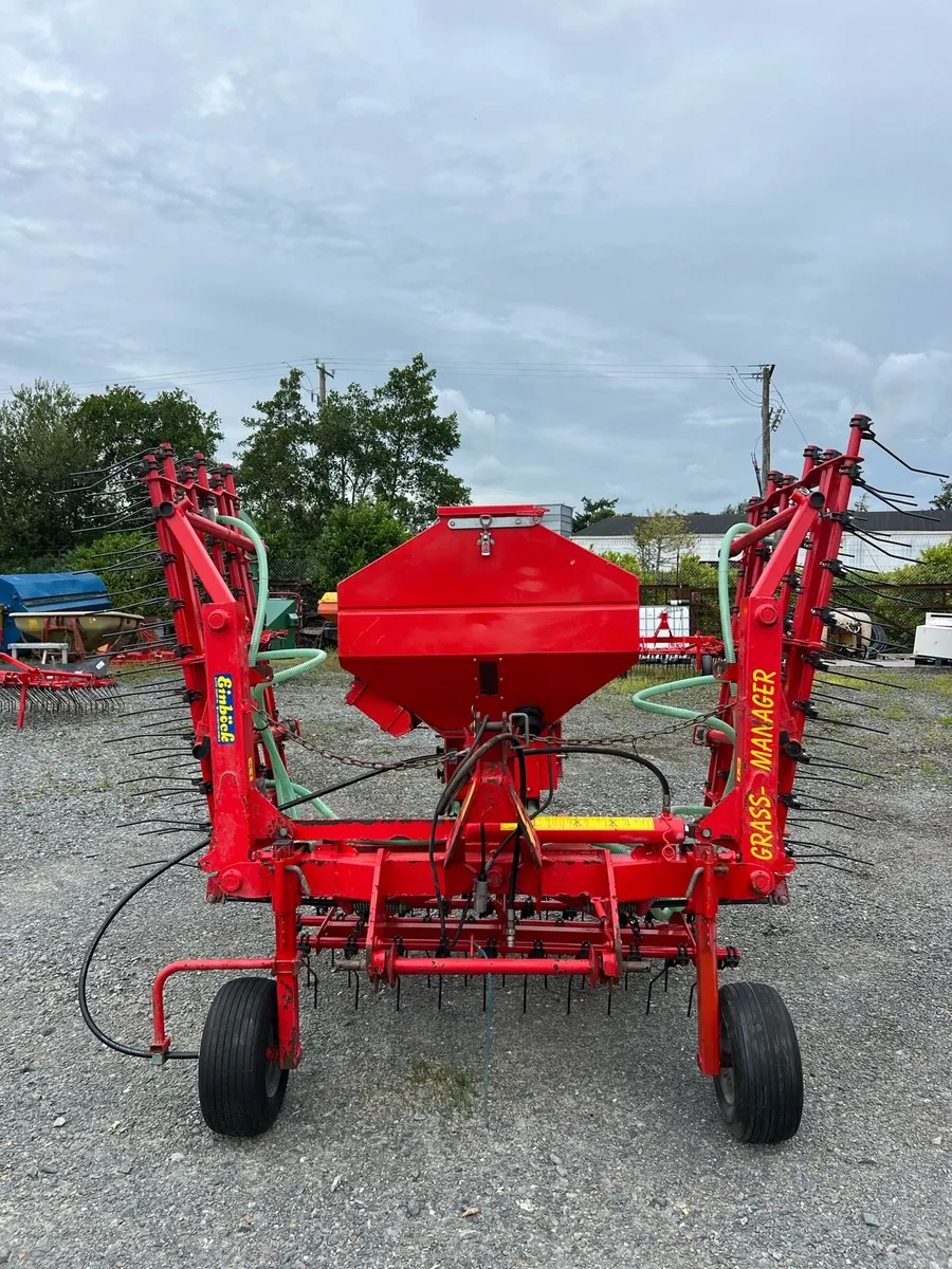 EINBOCK 4.5m PNEUMATIC GRASS SOWER - Image 3