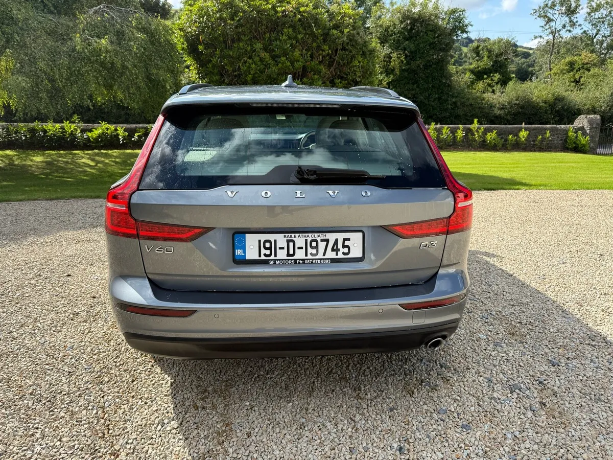 Volvo V60 - Image 4