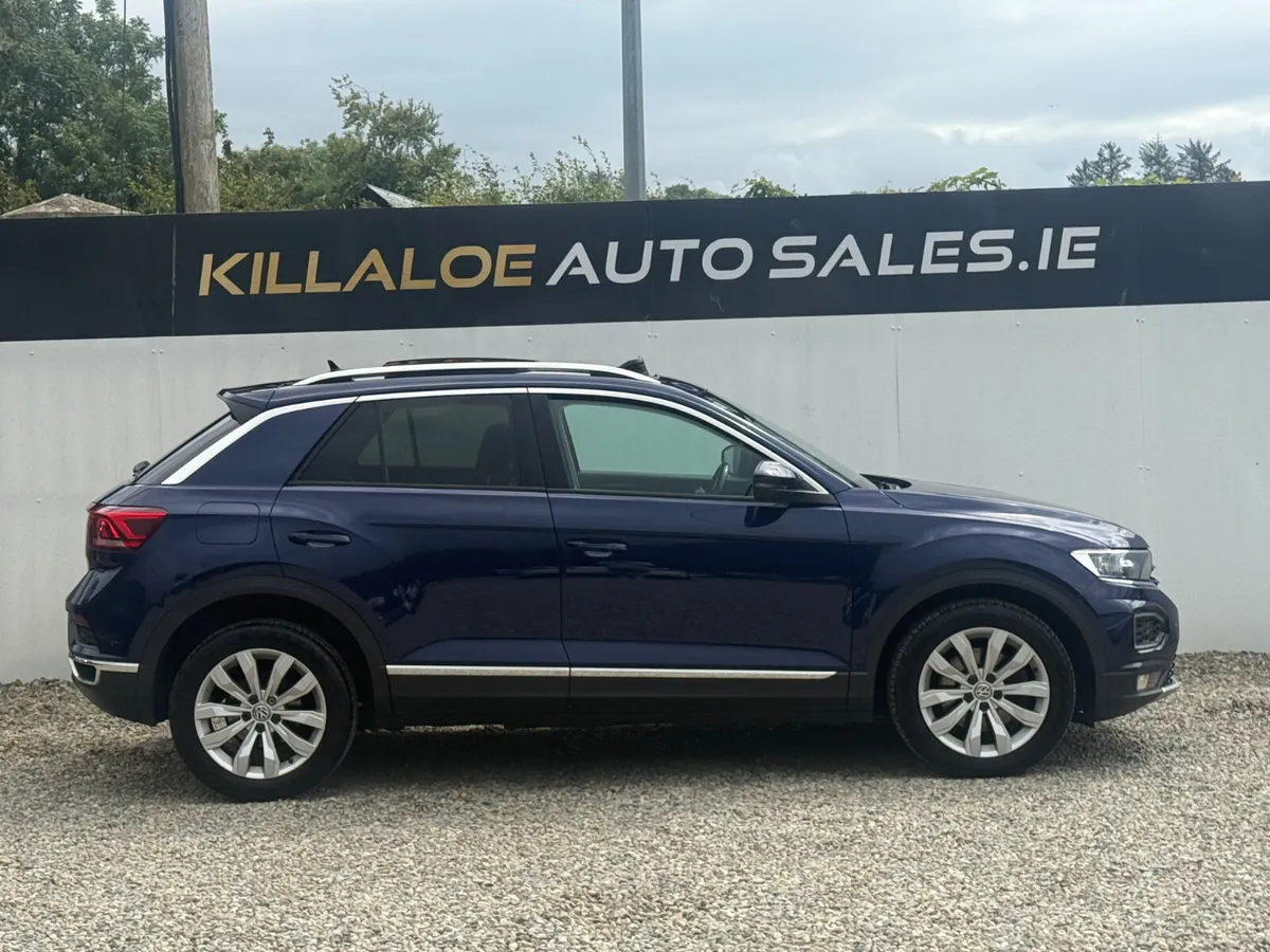 Volkswagen T-Roc Design 1.TSI Petrol ( Sunroof) - Image 4