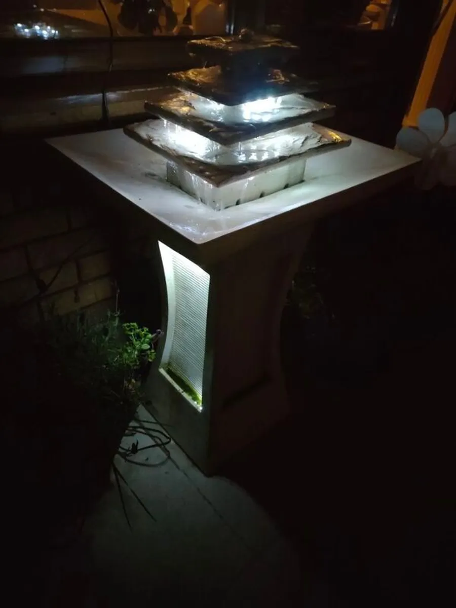 water fountain - Image 4