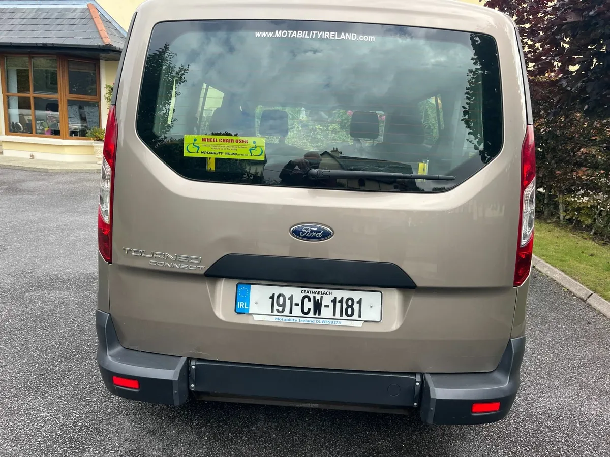 Ford Tourneo 2019 Wheelchair Access - Image 2