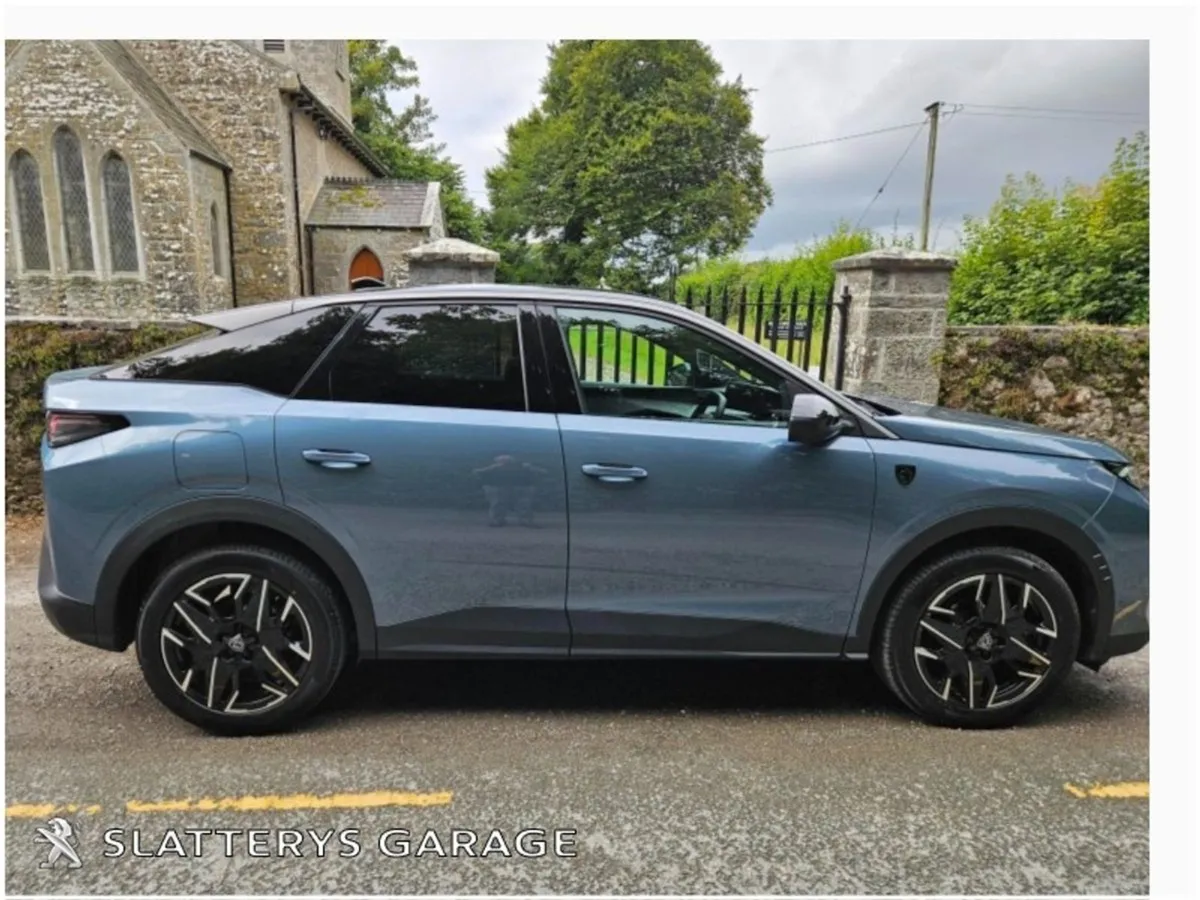 Peugeot 3008 1.2 Mhev Puretech 136bhp Edcs6 GT - Image 4