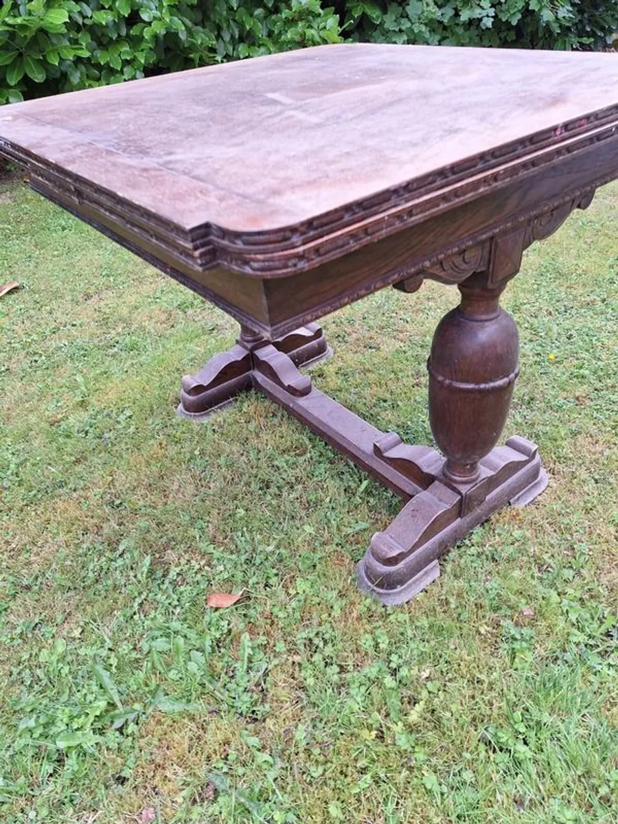 Antique extendable dining table - Image 4