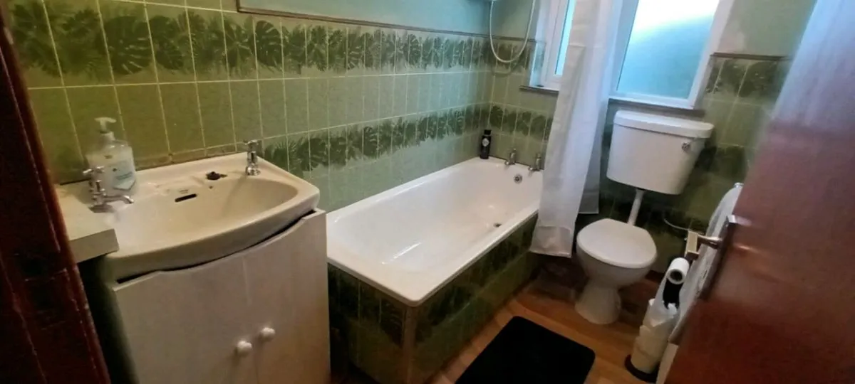 Holiday Home - Image 4