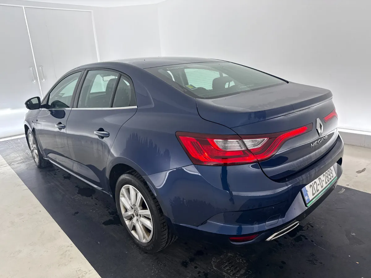 2021 Renault Megane Play - Image 4