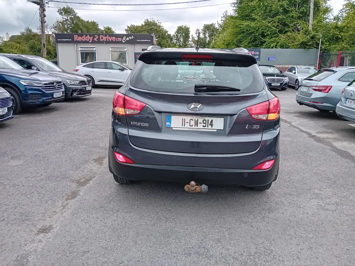 11 HYUNDAI IX 35,1.7 CRDI SUV € 850 BUYS - Image 4