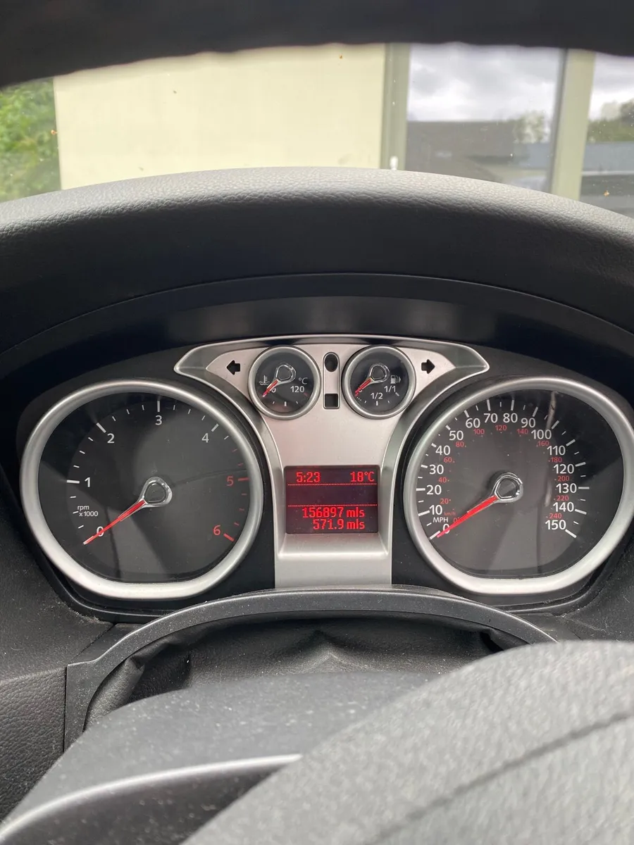 Ford Focus 2008 - Image 2