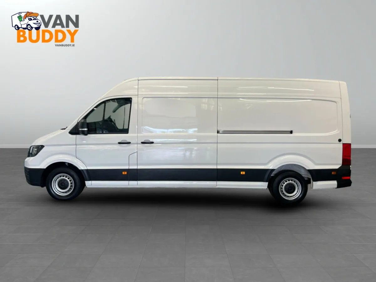 Volkswagen Crafter 2.0 TDI CR35 Commerce Plus FWD - Image 2