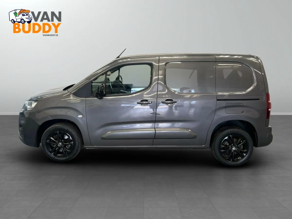 Citroen Berlingo 1.5 BlueHDi 1000 Driver M EAT8 SW - Image 2