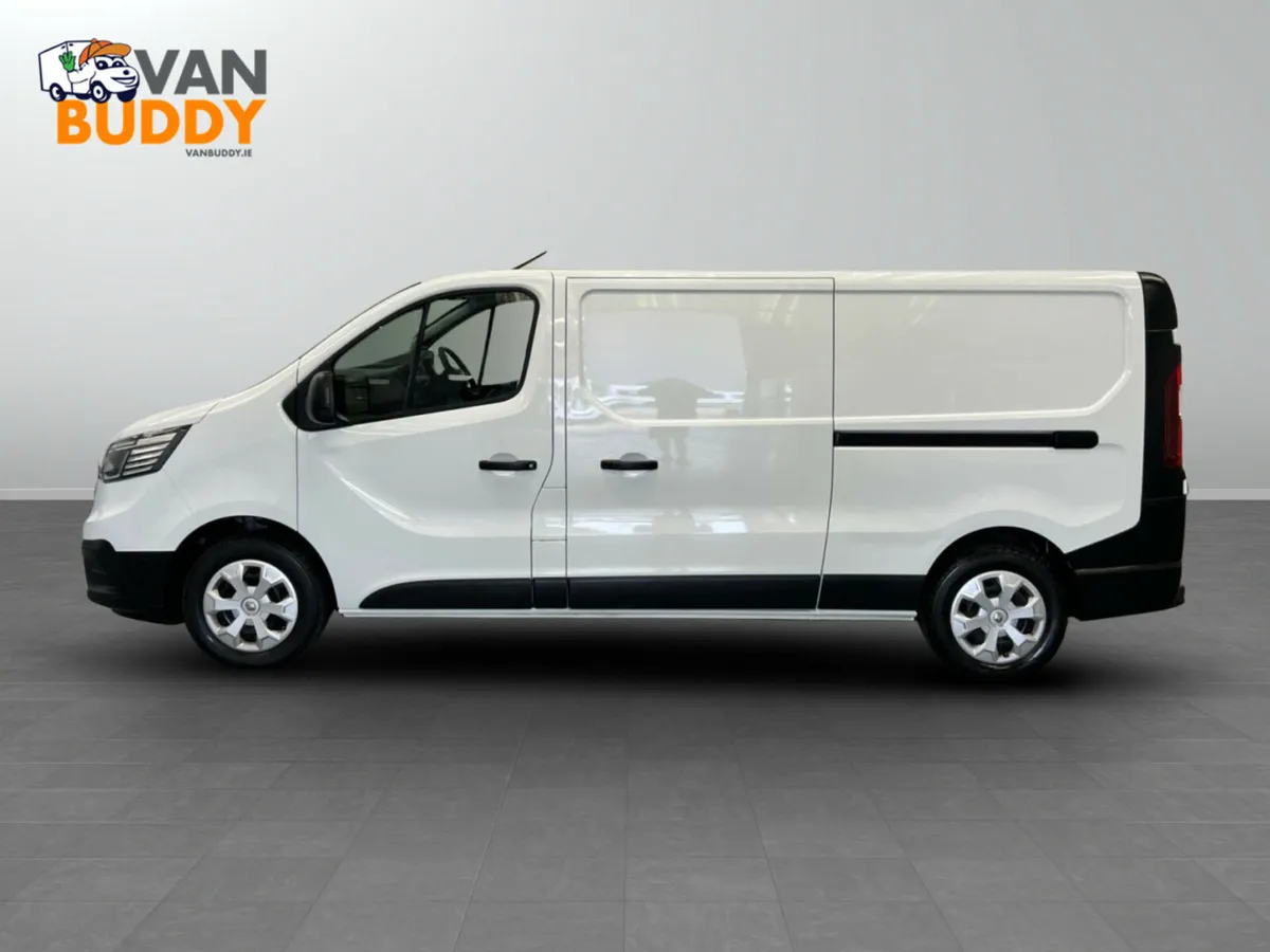 Renault Trafic 2.0 dCi Blue 30 Business LWB Euro 6 - Image 2