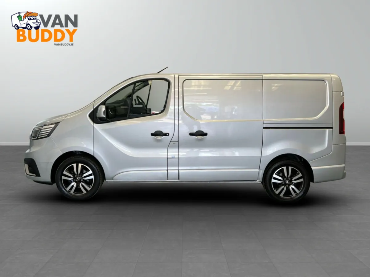 Renault Trafic 2.0 dCi Blue 28 Sport+ SWB Euro 6 ( - Image 2