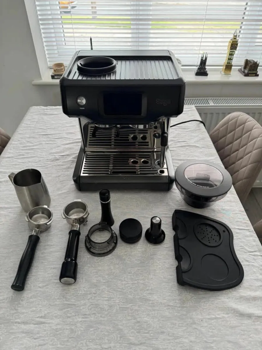 Sage The Barista Touch SES880 – Black - Image 2