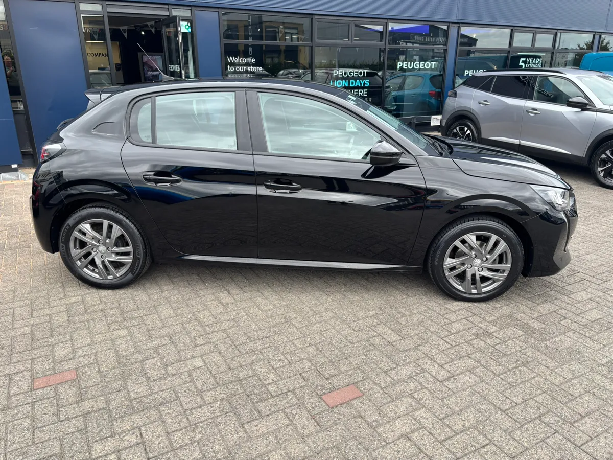 Peugeot 208 2022 - Image 3