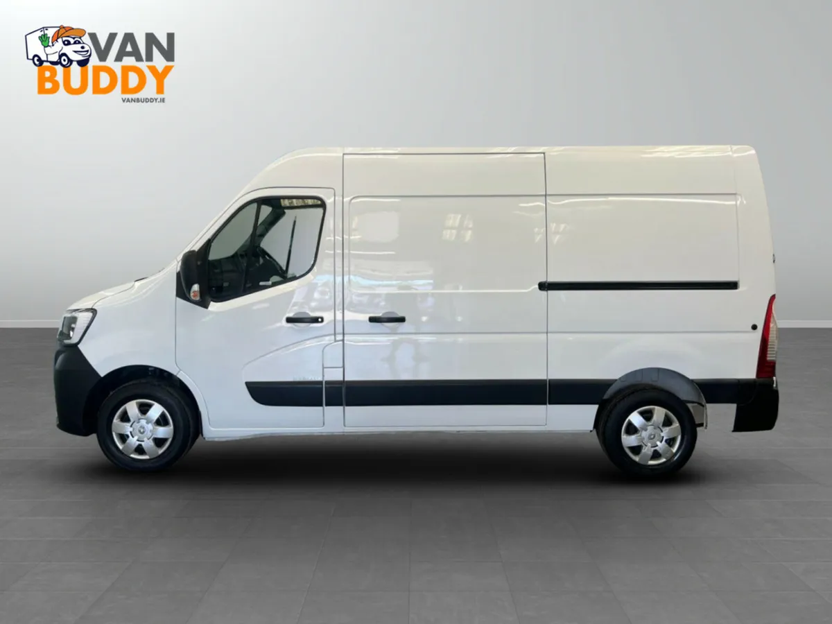 Renault Master 2.3 dCi 35 Business+ FWD MWB Medium - Image 2