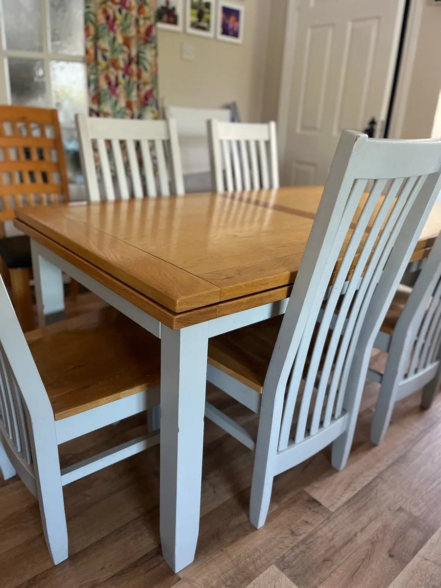 Kitchen table - Image 2