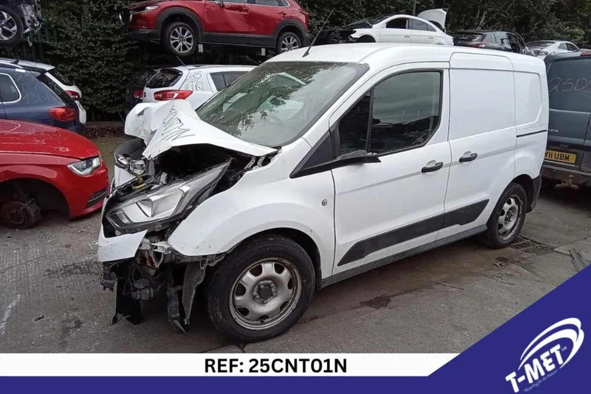 2019 FORD TRANSIT CONNECT BREAKING FOR PARTS - Image 4