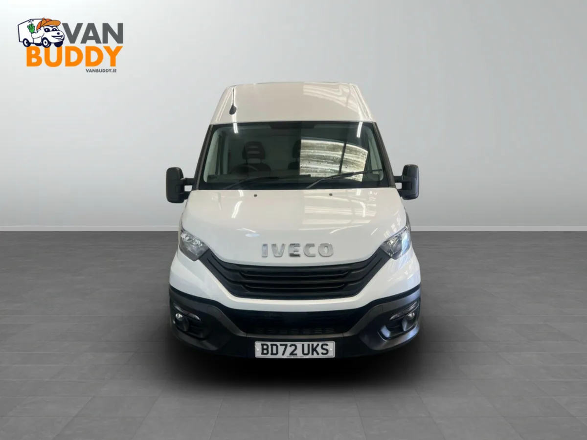 Iveco Daily 2.3D HPI 14V 35S 3520 MWB High Roof Eu - Image 4
