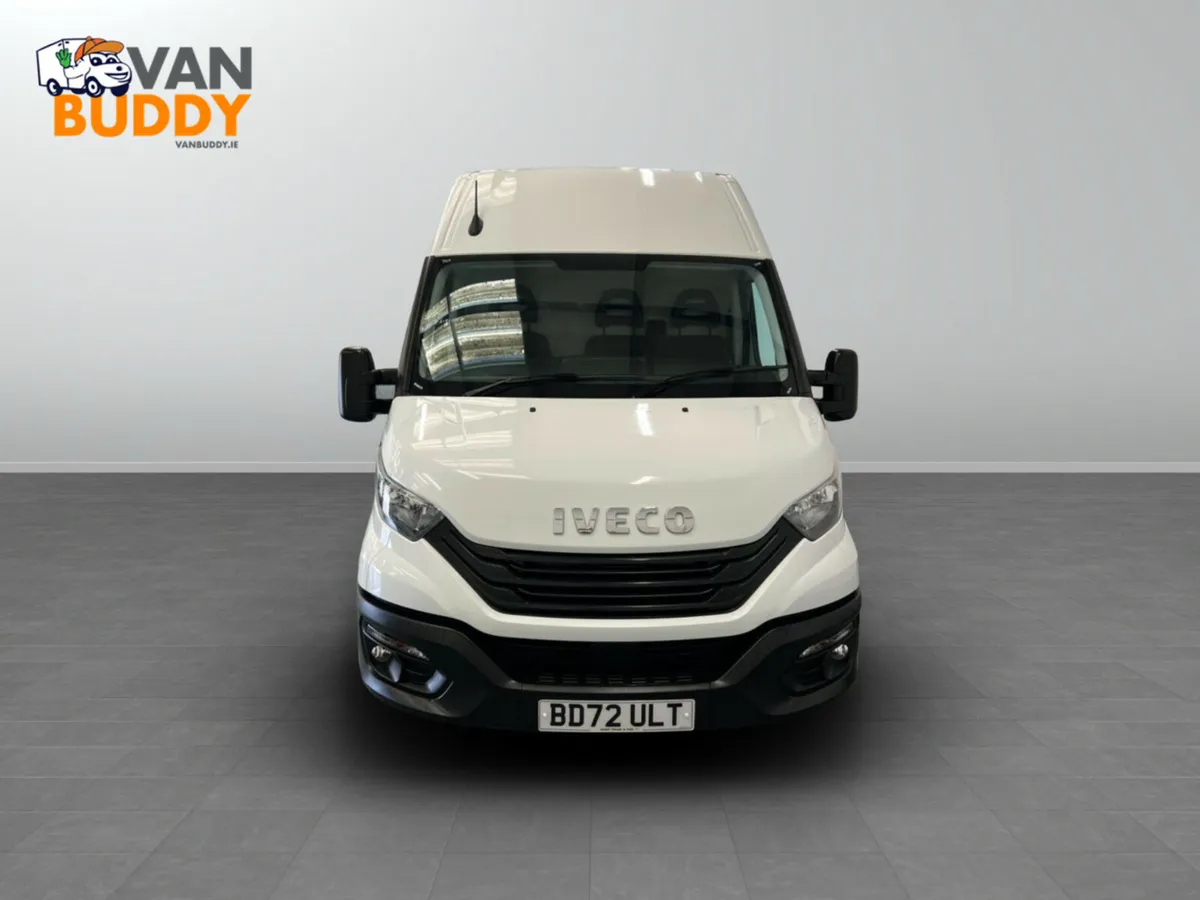 Iveco Daily 2.3D HPI 14V 35S 3520 MWB High Roof Eu - Image 4
