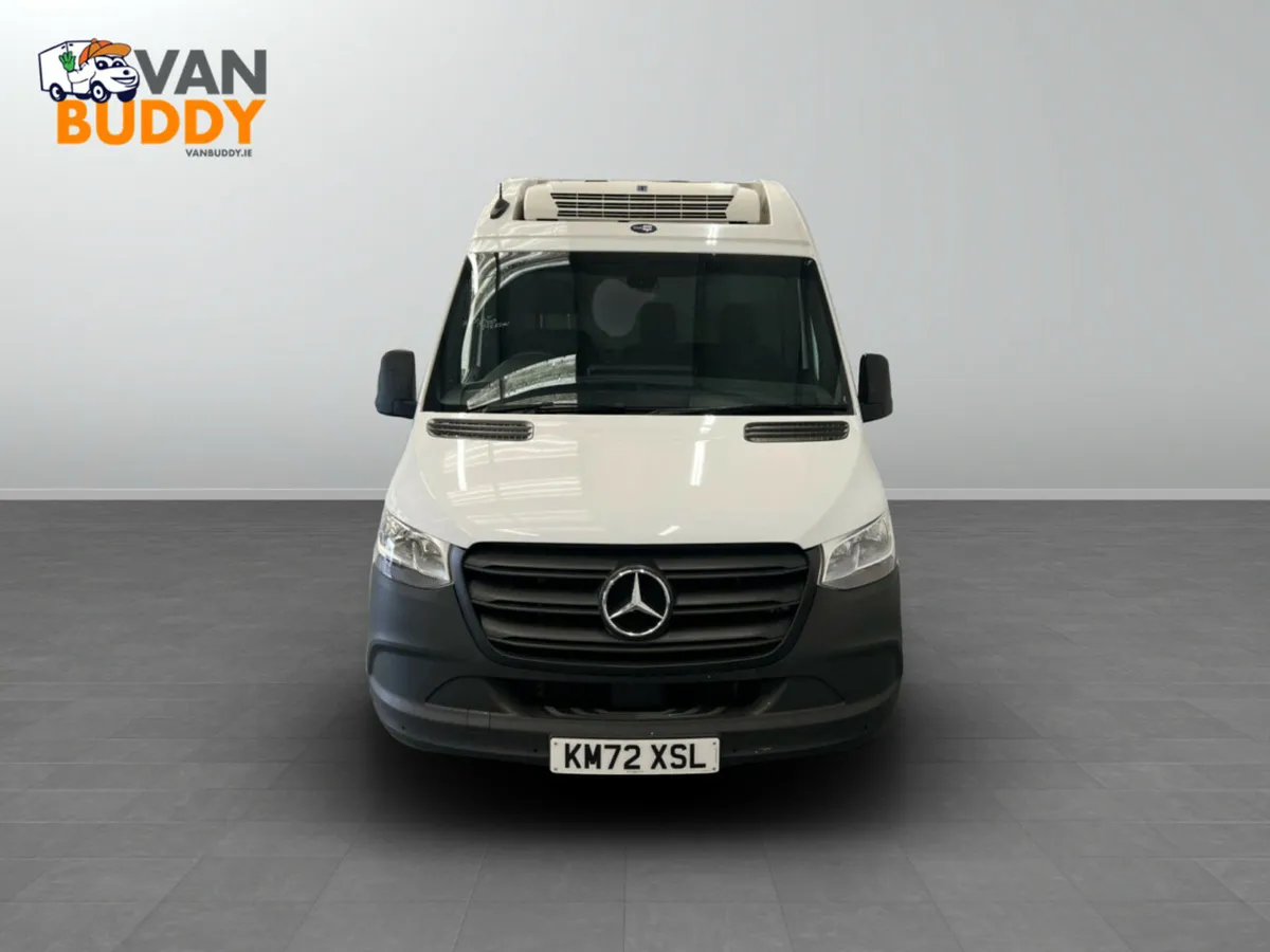 Mercedes-Benz Sprinter 2.0 317 CDI Progressive RWD - Image 4