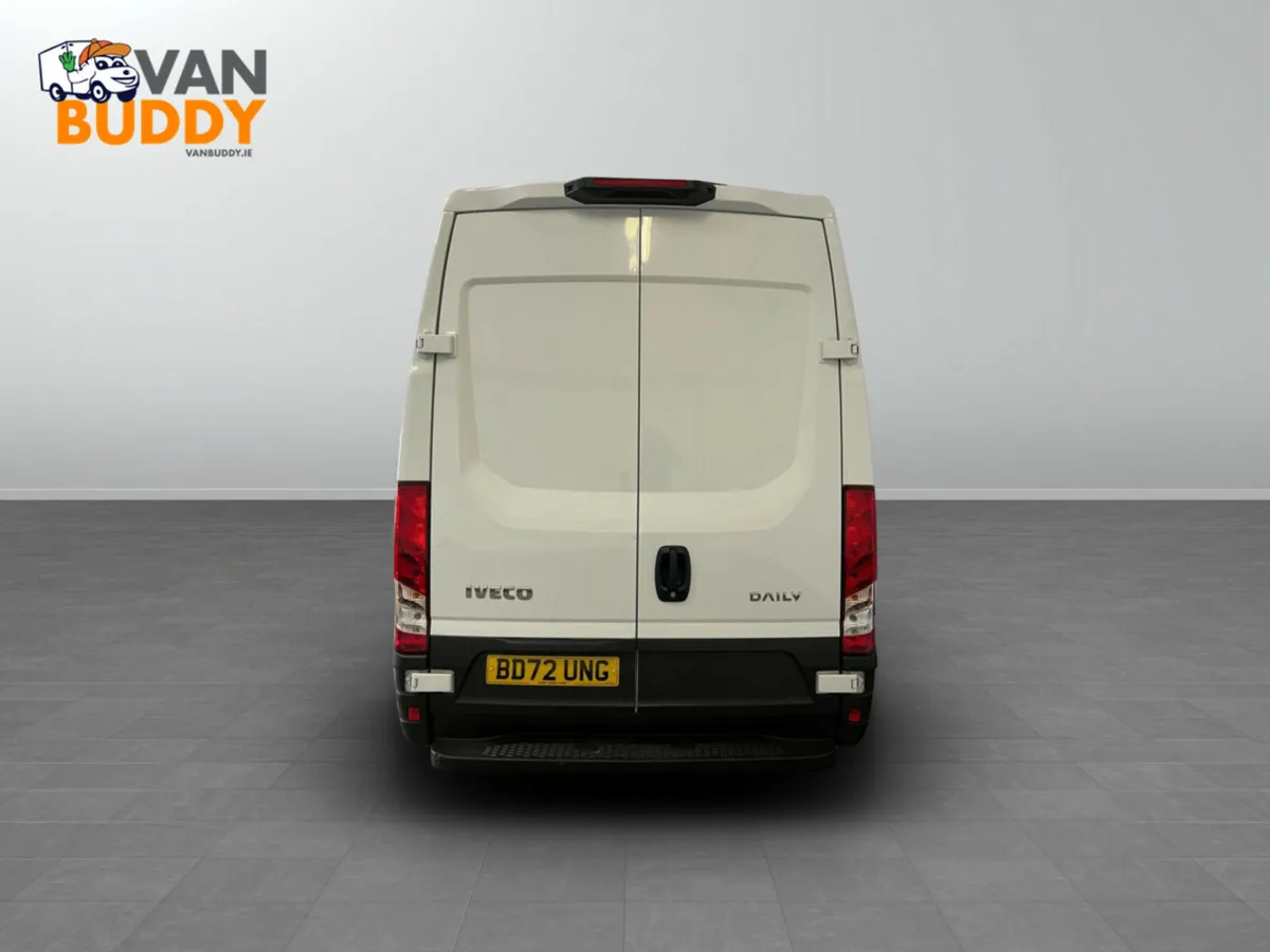 Iveco Daily 2.3D HPI 14V 35S 3520 MWB High Roof Eu - Image 4