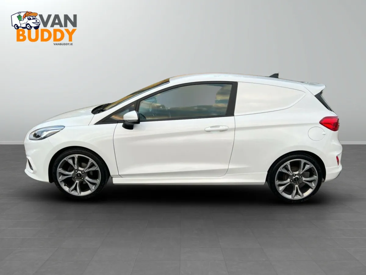 Ford Fiesta Van 1.0T EcoBoost MHEV Sport Euro 6 (s - Image 2