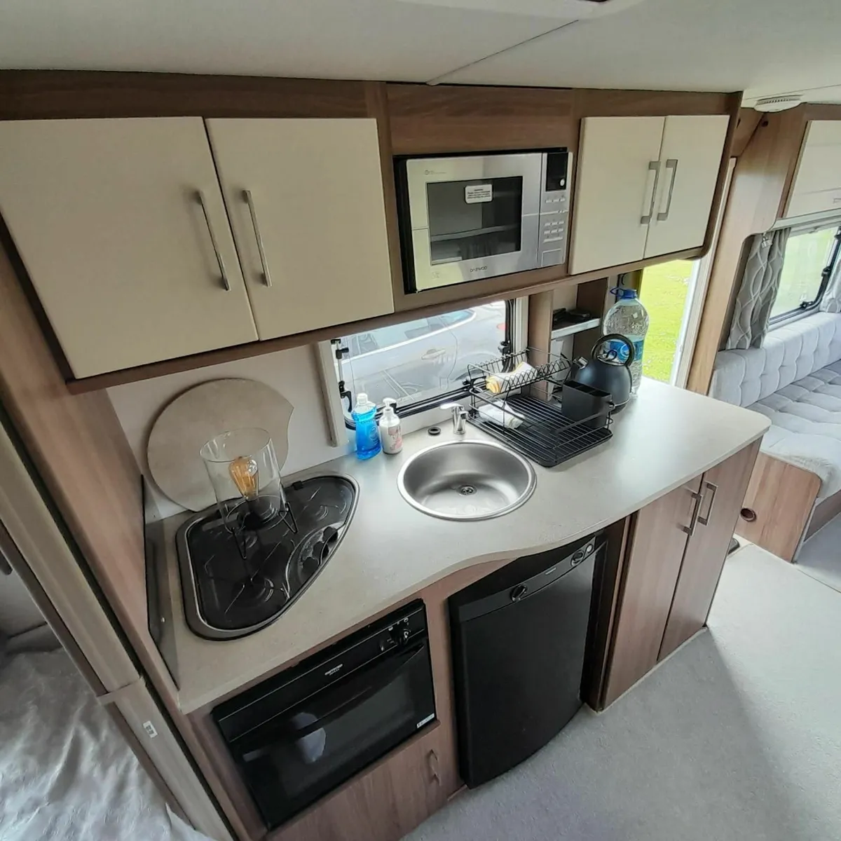 2017 Lunar Venus 620 Caravan for Sale - Image 4