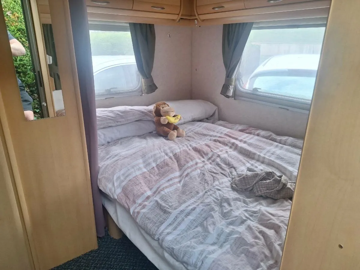 CARVAN FULLY EQUIPPED - Image 2