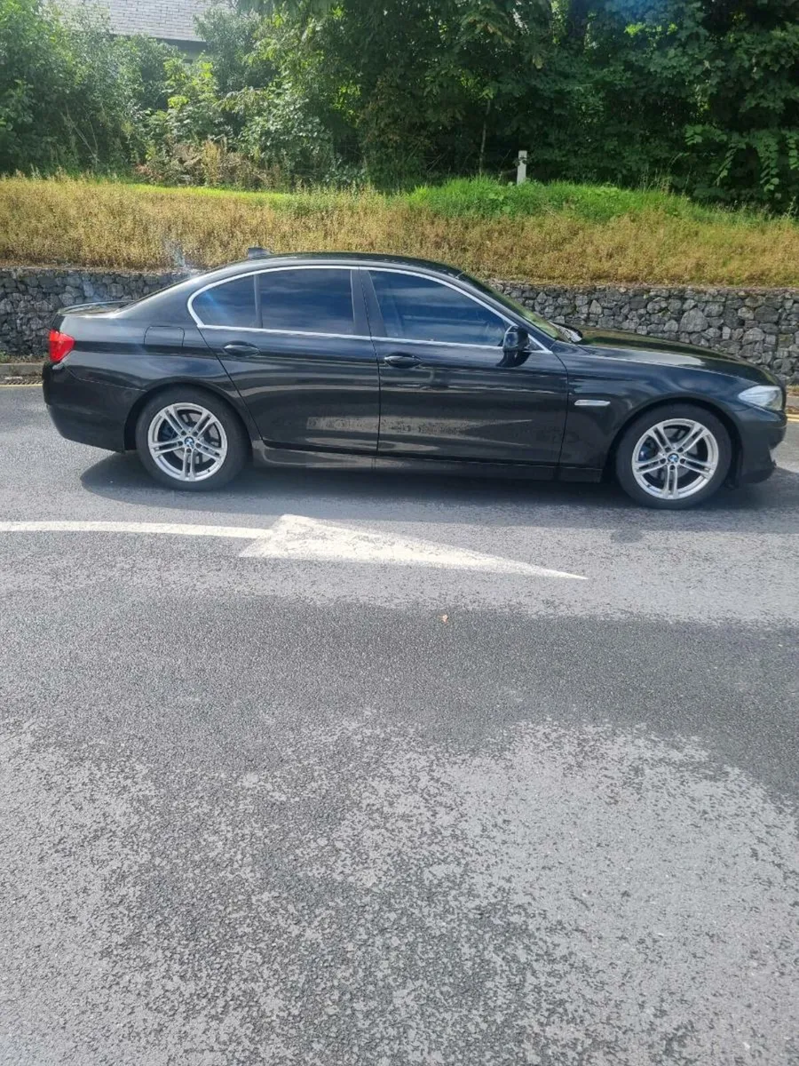 Bmw 5 series f10 - Image 2