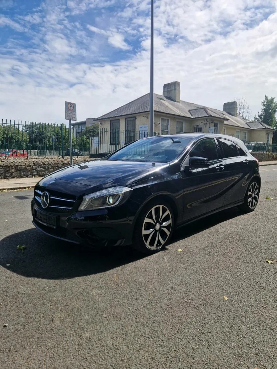 151 MERCEDES BENZ A180 AUTOMATIC - Image 3