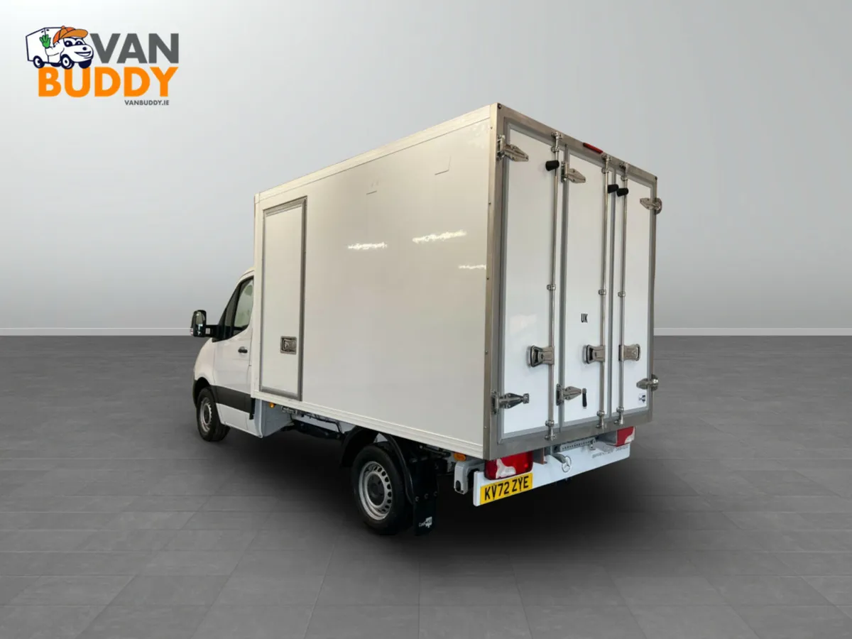 Mercedes-Benz Sprinter 2.0 315 CDI Progressive RWD - Image 3