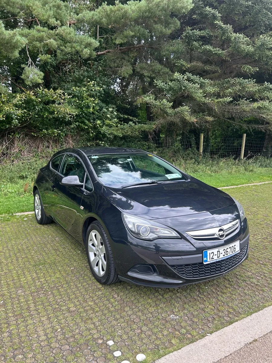 2012 Opel Astra GTC 1.4L Petrol - Image 1