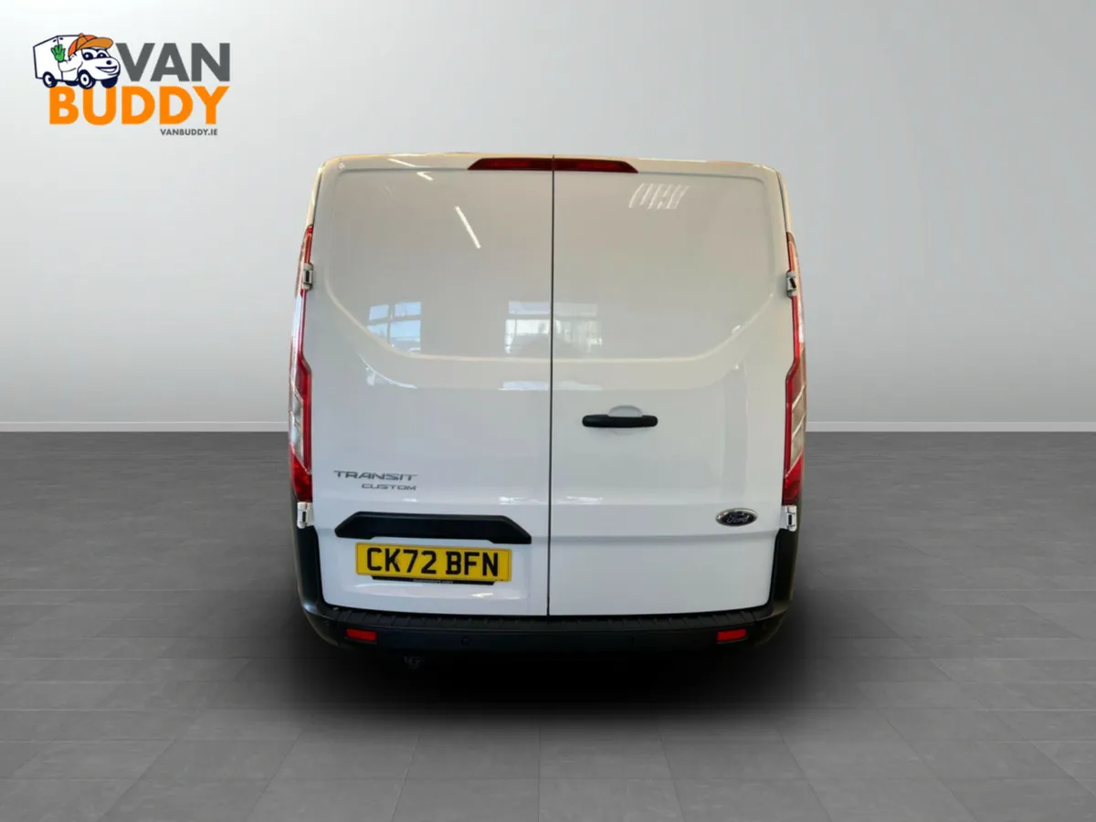 Ford Transit Custom 2.0 300 EcoBlue Leader L2 H1 E - Image 4