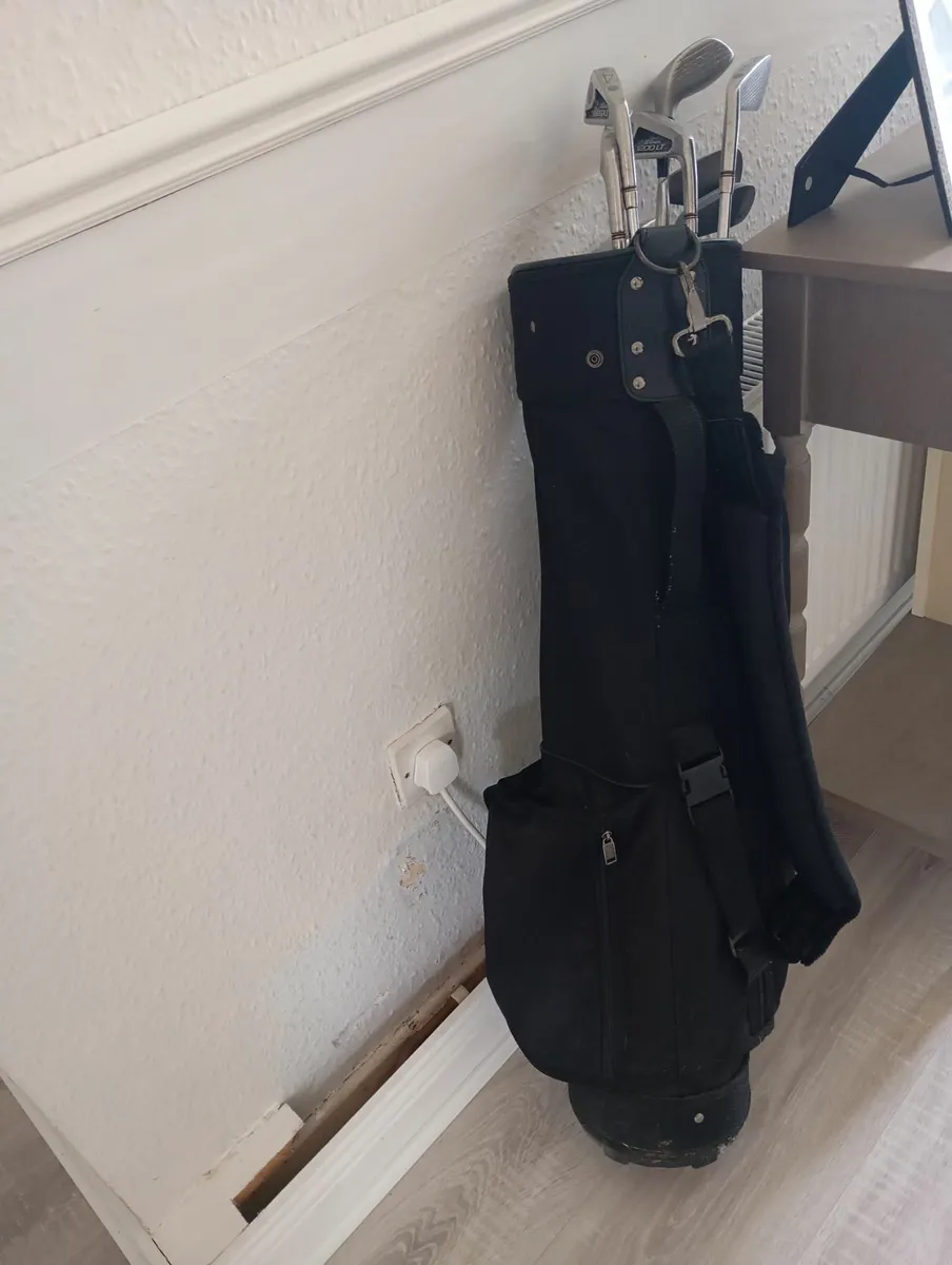 Golf clubs - Image 1