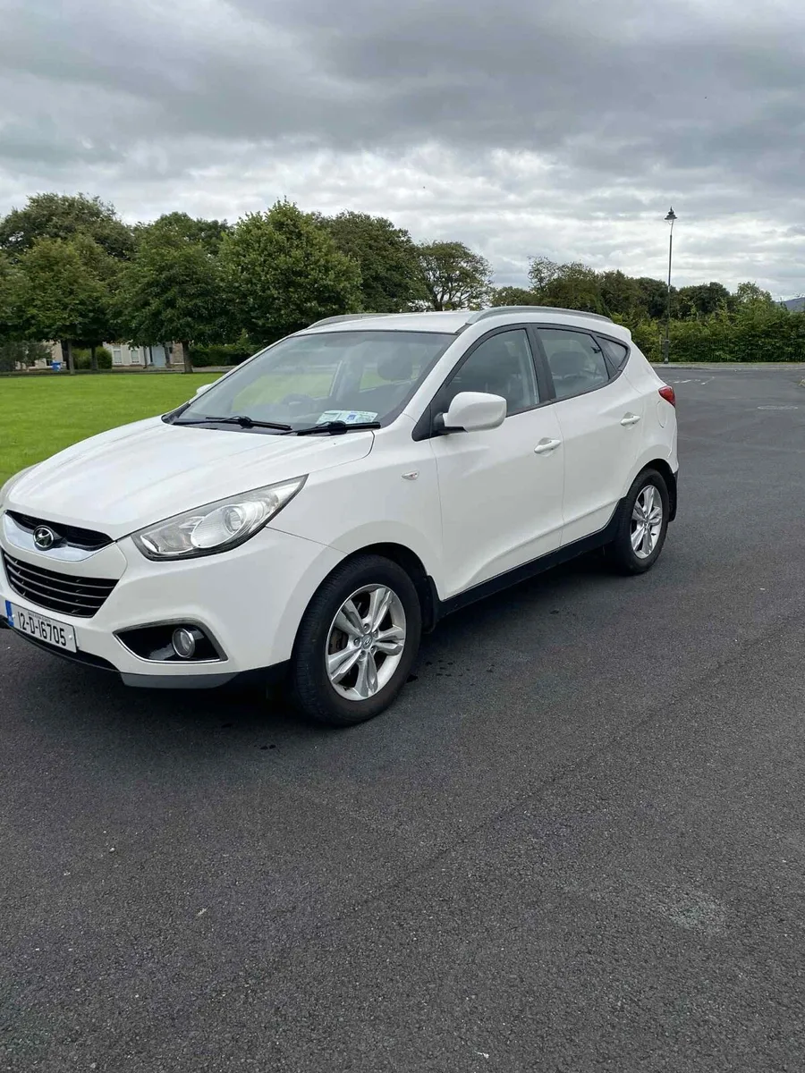 12 Hyundai IX35 1.7 5DR - Image 1