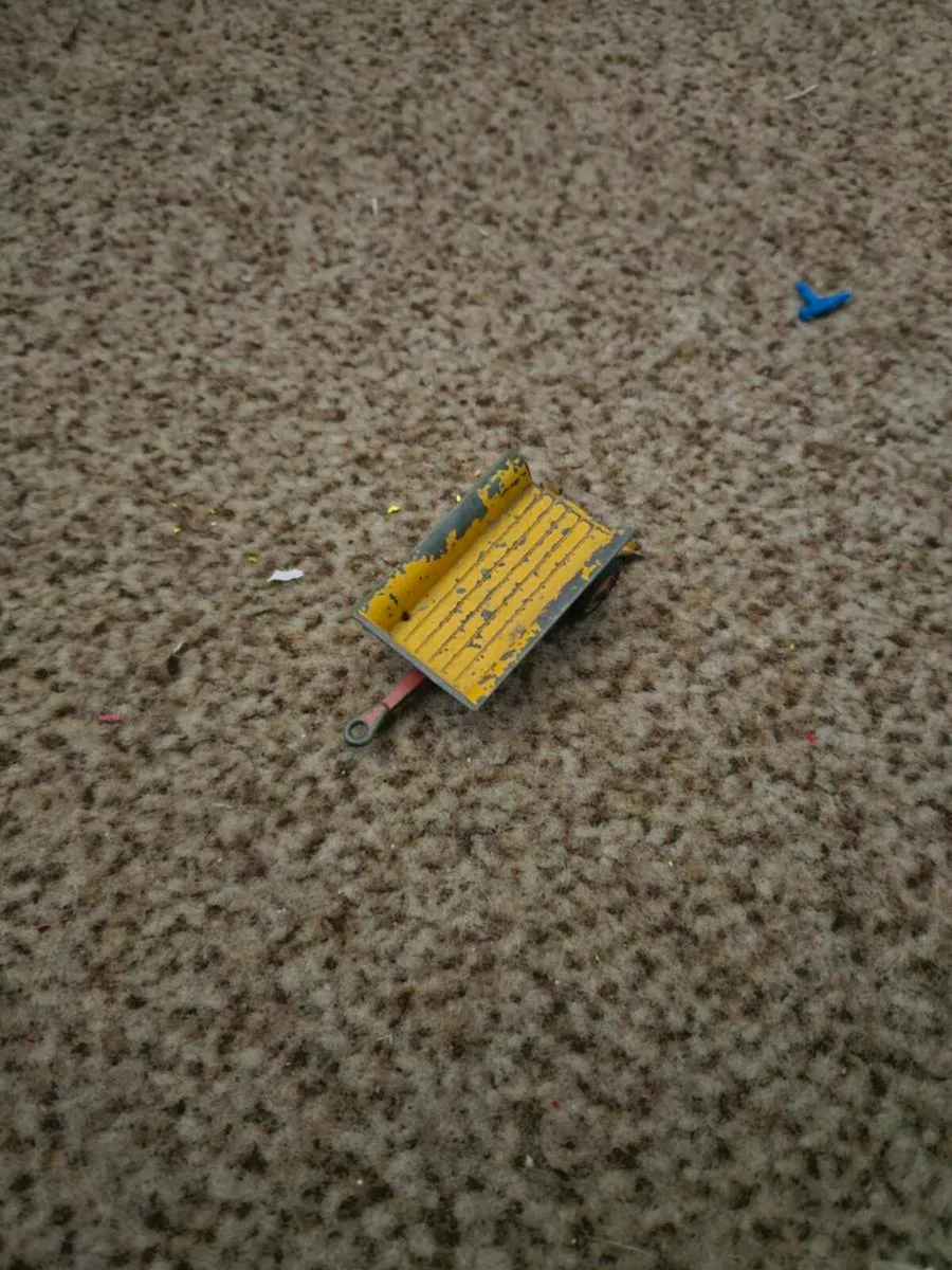 Corgi Farm Trailer - Image 2