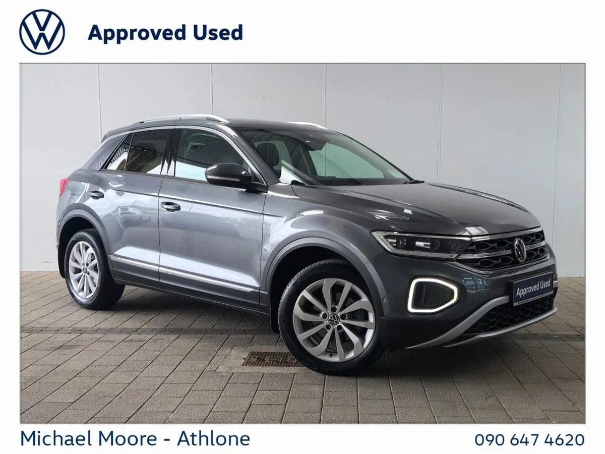 Volkswagen T-Roc 2.0 TDI 116BHP Style (sunroof) - Image 1