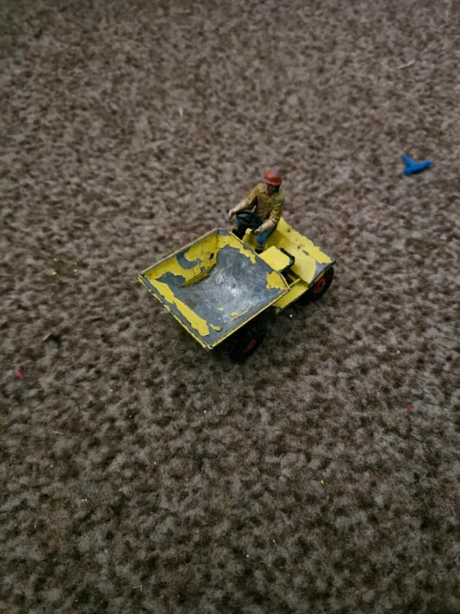 Corgi Dumper - Image 1